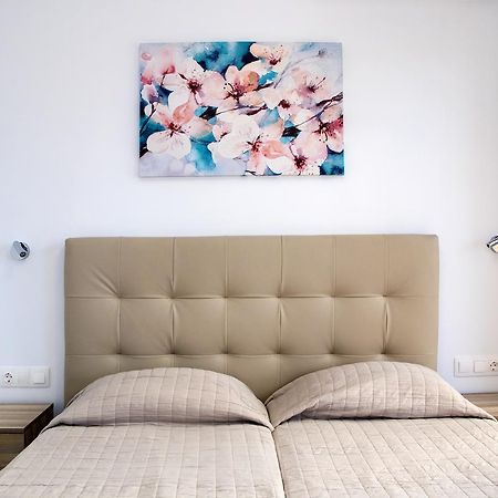 Gennadi Gardens Exclusive Apartments エクステリア 写真
